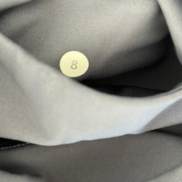 Lululemon leggings size 8 - Picture 8 of 8